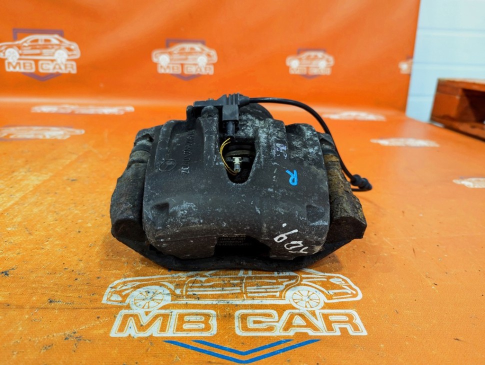 Суппорт передний правый MERCEDES-BENZ E-класс W211/S211 (2002 - 2006) фото 1 &mdash; Разборка Мерседес