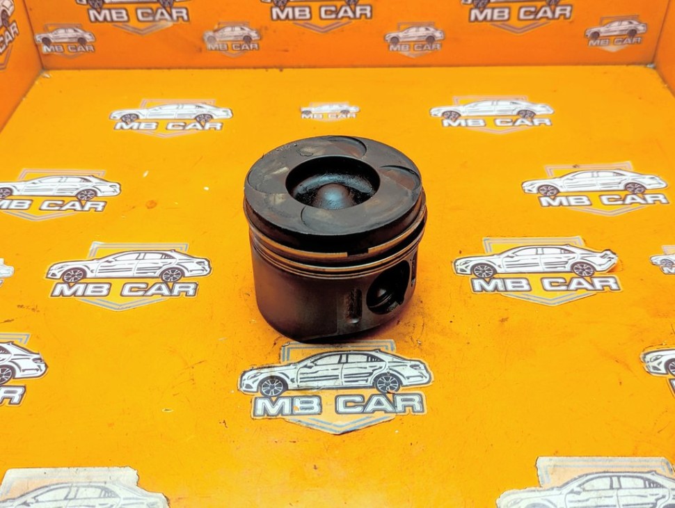 Поршень дизель MERCEDES-BENZ V-класс W639 (2003 - 2014) фото 1 &mdash; Разборка Мерседес