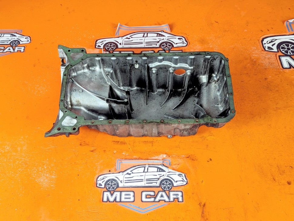 Поддон MERCEDES-BENZ Vito W638 (1996 - 2003) фото 1 &mdash; Разборка Мерседес