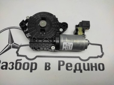 Моторчик шторки панарамной крыши MERCEDES-BENZ S-класс W222/C217/A217 рестайлинг (2017 - 2020) — Разборка Мерседес