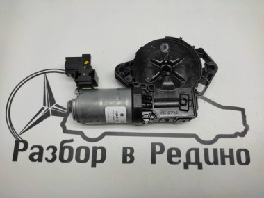 Моторчик шторки панарамной крыши MERCEDES-BENZ S-класс W222/C217/A217 рестайлинг (2017 - 2020) — Разборка Мерседес