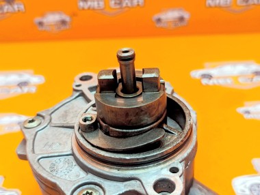 Насос вакуумный MERCEDES-BENZ M-класс W163 (1997 - 2001) — Разборка Мерседес