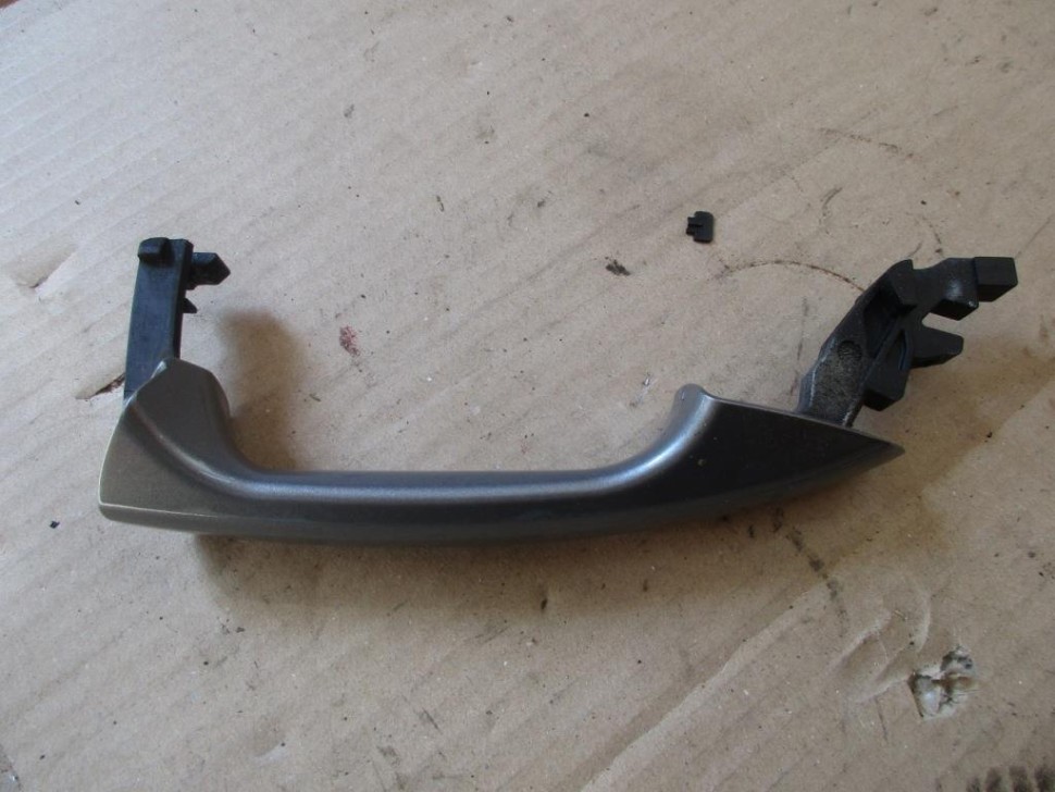Ручка двери наружняя MERCEDES-BENZ C-класс W204/S204 (2006 - 2011) фото 1 — Разборка Мерседес