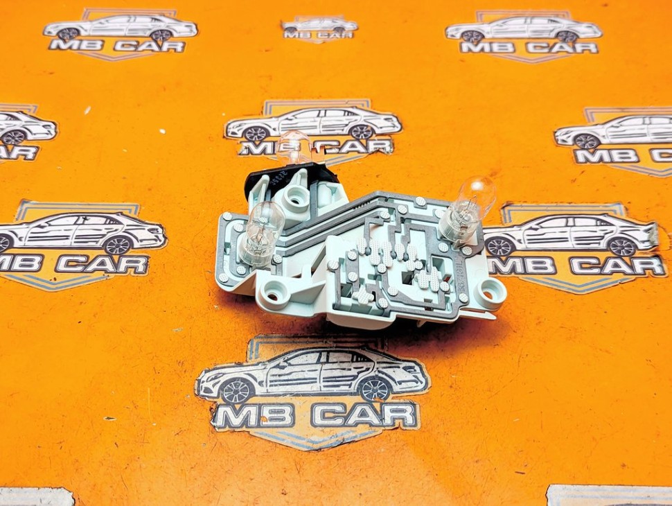 Плата заднего фонаря MERCEDES-BENZ S-класс W221 рестайлинг (2009 - 2013) фото 1 &mdash; Разборка Мерседес