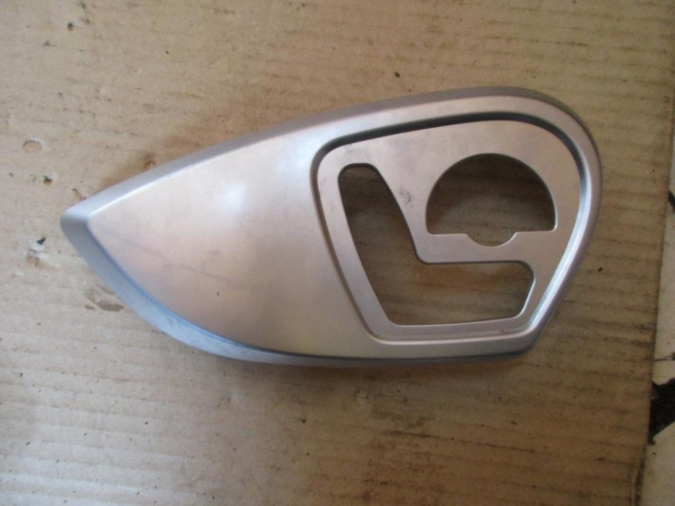 Накладка сидения MERCEDES-BENZ GL-класс X164 (2006 - 2009) фото 1 — Разборка Мерседес