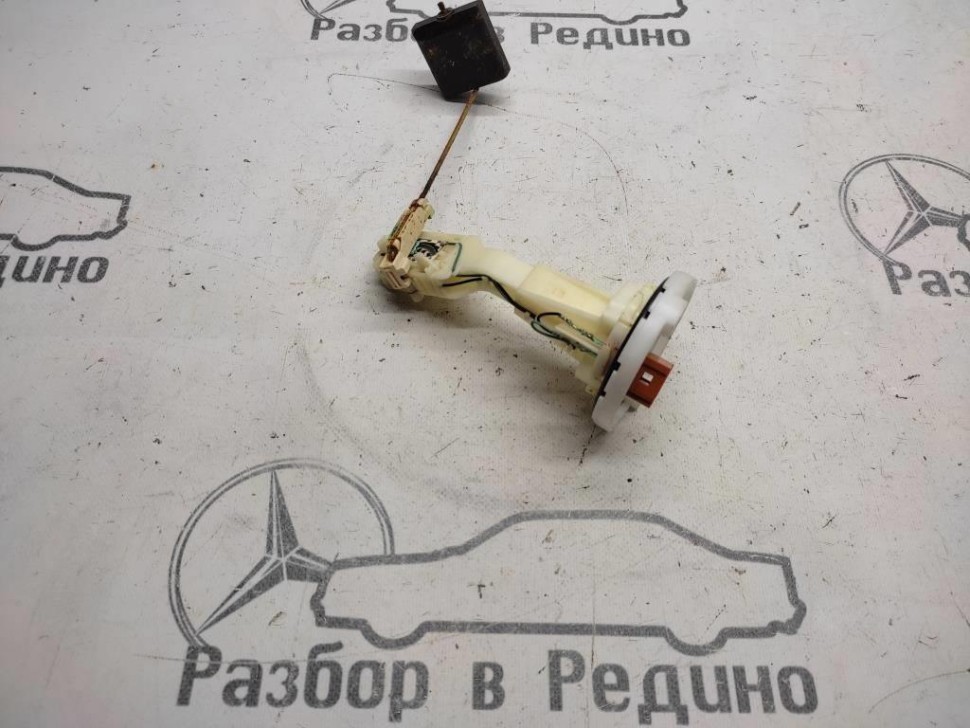 Датчик уровня топлива MERCEDES-BENZ SLK-класс R170 (1996 - 2000) фото 1 — Разборка Мерседес