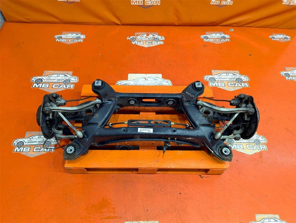 Подрамник задний MERCEDES-BENZ C-класс W204/S204 (2006 - 2011) фото 1 — Разборка Мерседес