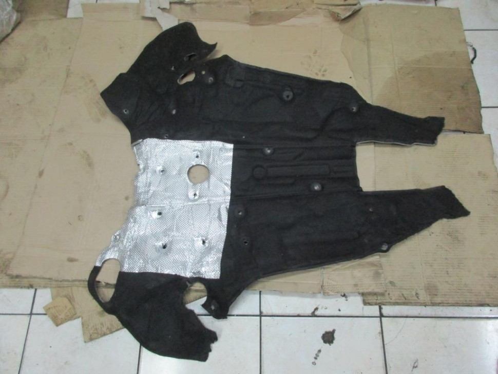 Шумоизоляция MERCEDES-BENZ E-класс W213/S213/C238/A238 (2016 - 2021) фото 1 — Разборка Мерседес