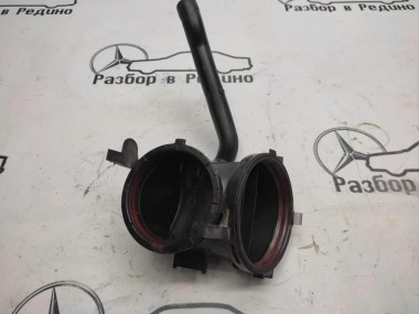 Патрубок воздушный MERCEDES-BENZ M-класс W164 (2005 - 2008) — Разборка Мерседес