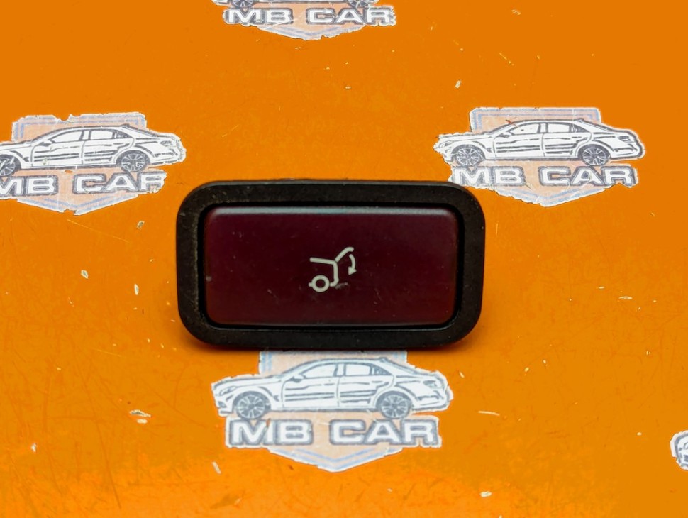 Кнопка закрытия багажника MERCEDES-BENZ E-класс W211/S211 (2002 - 2006) фото 1 — Разборка Мерседес