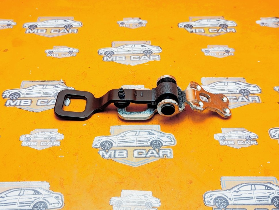 Кронштейн спинки сидений MERCEDES-BENZ GLC-класс X253 рестайлинг (2019 - 2025) фото 1 &mdash; Разборка Мерседес