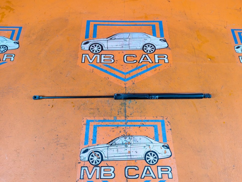 Амортизатор крышки багажника MERCEDES-BENZ V-класс W638/W639 (1996 - 2003) V 220 2.1 D AT (122 л.с.) фото 1 &mdash; Разборка Мерседес