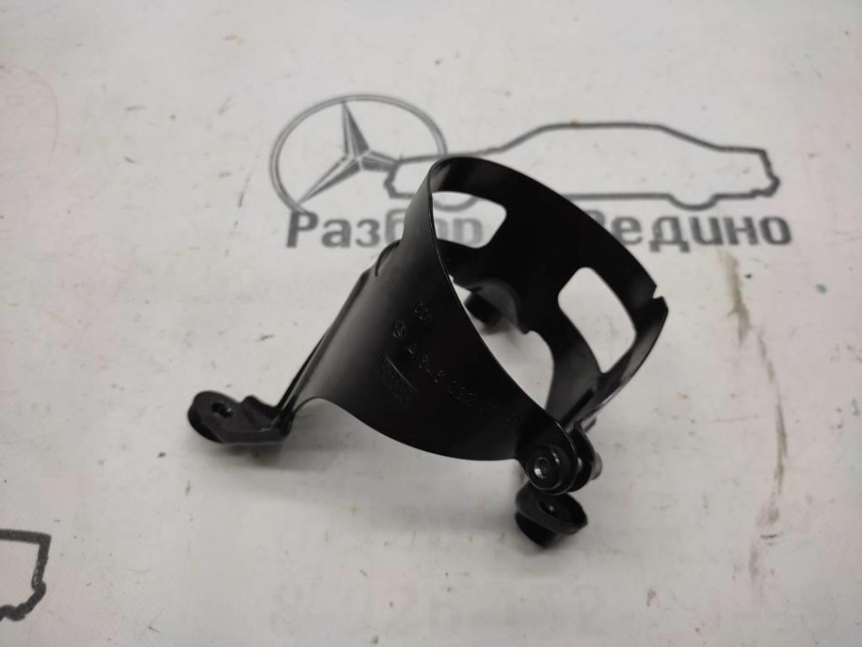 Кронштейн топливного фильтра MERCEDES-BENZ CLK-класс C209/W209 рестайлинг (2005 - 2010) фото 1 — Разборка Мерседес