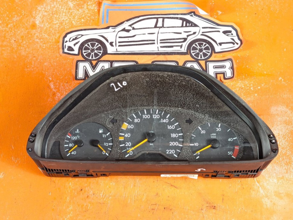 Щиток приборов MERCEDES-BENZ E-класс W210/S210 (1995 - 1999) фото 1 &mdash; Разборка Мерседес