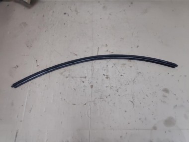 Уплотнитель водостока ( жабо ) MERCEDES-BENZ M-класс W163 рестайлинг (2001 - 2005) — Разборка Мерседес