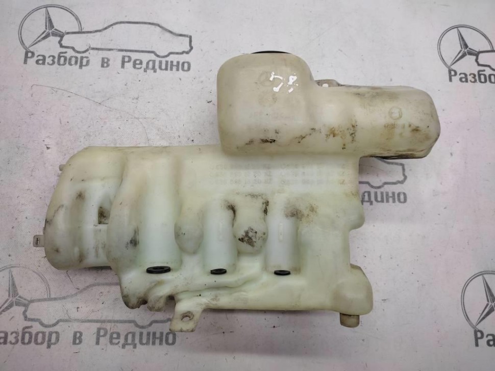 Бачок омывателя MERCEDES-BENZ Vito W638 (1996 - 2003) фото 1 — Разборка Мерседес