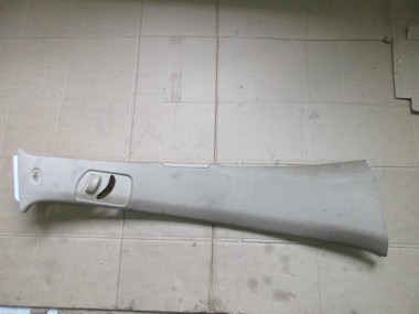 Накладка средней стойки MERCEDES-BENZ R-класс W251 (2005 - 2007) — Разборка Мерседес