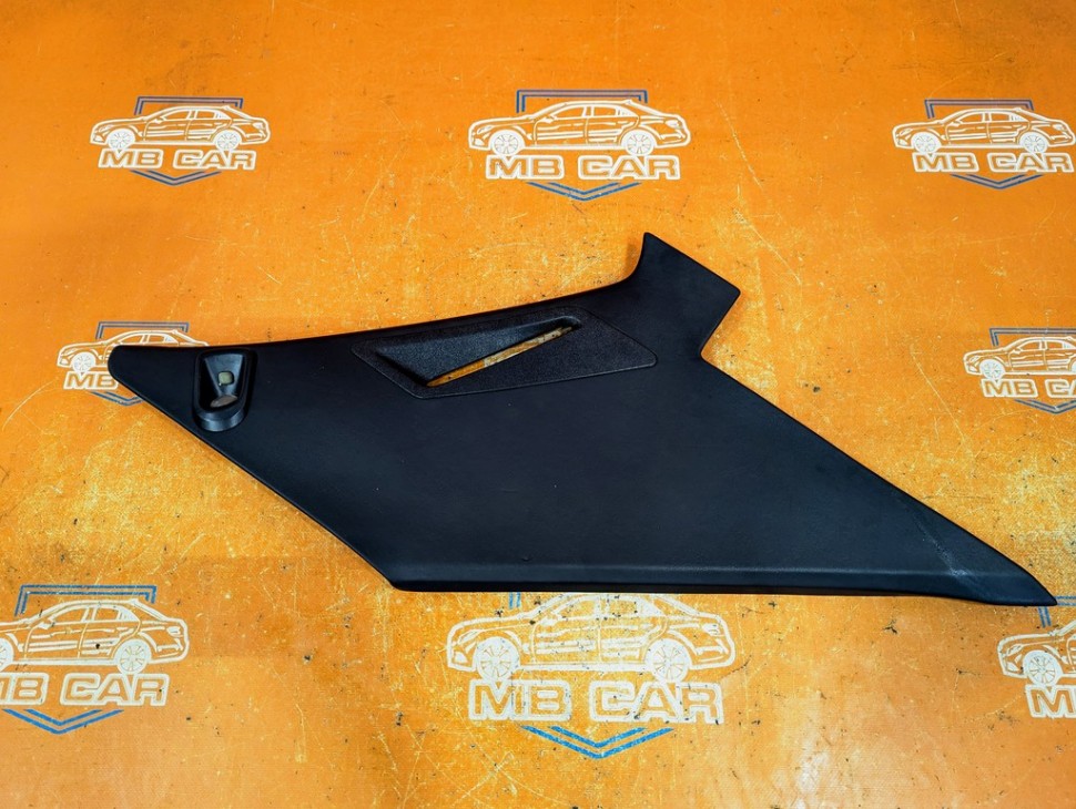 Накладка MERCEDES-BENZ E-класс W124/S124/C124/A124 (1984 - 1997) фото 1 — Разборка Мерседес