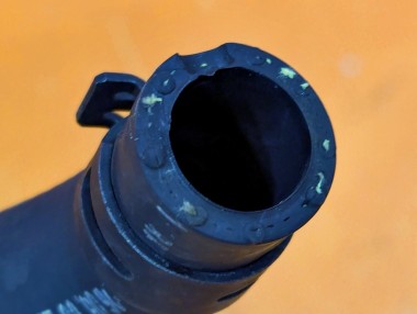 Патрубок ОЖ MERCEDES-BENZ E-класс W211/S211 (2002 - 2006) — Разборка Мерседес