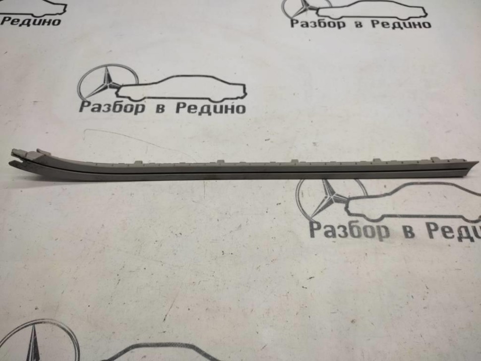 Направляющая MERCEDES-BENZ S-класс W221 (2005 - 2009) фото 1 — Разборка Мерседес