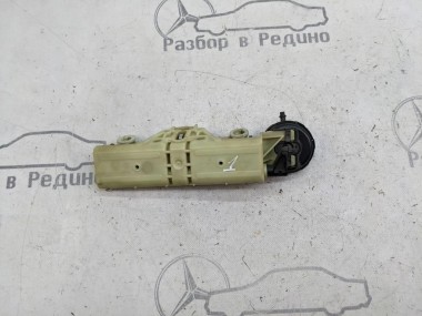 Механизм подголовника MERCEDES-BENZ S-класс W220 рестайлинг (2002 - 2005) — Разборка Мерседес