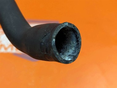 Патрубок ОЖ MERCEDES-BENZ R-класс W251 (2005 - 2007) — Разборка Мерседес