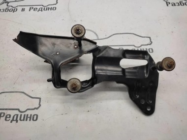 Кронштейн компрессора подвески MERCEDES-BENZ R-класс W251 (2005 - 2007) — Разборка Мерседес