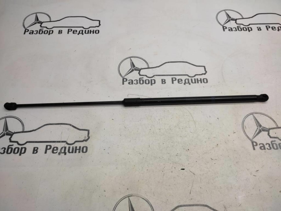 Амортизатор капота MERCEDES-BENZ GLC-класс X253 (2015 - 2019) фото 1 — Разборка Мерседес
