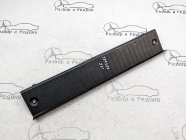 Накладка замка багажника MERCEDES-BENZ S-класс W221 (2005 - 2009) — Разборка Мерседес