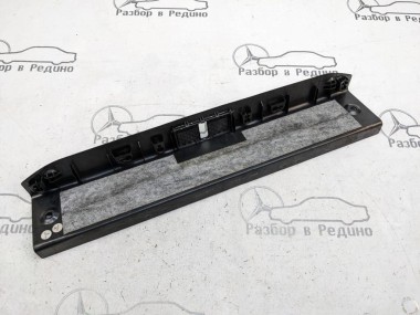 Накладка замка багажника MERCEDES-BENZ S-класс W221 (2005 - 2009) — Разборка Мерседес