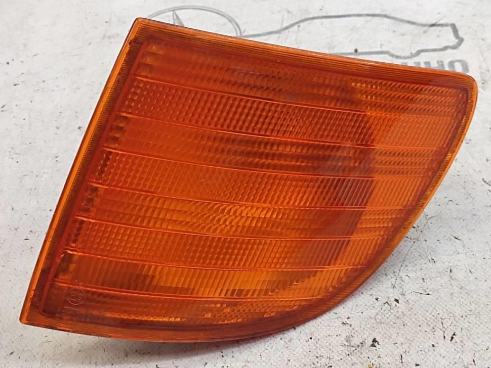 Поворотник левый MERCEDES-BENZ Vito W638 (1996 - 2003) фото 1 — Разборка Мерседес