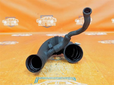 Патрубок воздушный MERCEDES-BENZ C-класс W203/S203/CL203 (2000 - 2004) — Разборка Мерседес