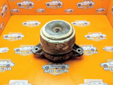 Опора двигателя MERCEDES-BENZ C-класс W204/S204/С204 рестайлинг (2011 - 2015) &mdash; Разборка Мерседес
