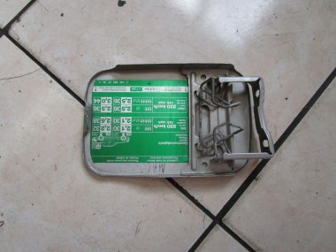 Лючок топливного бака MERCEDES-BENZ S-класс W140 (1991 - 1998) — Разборка Мерседес