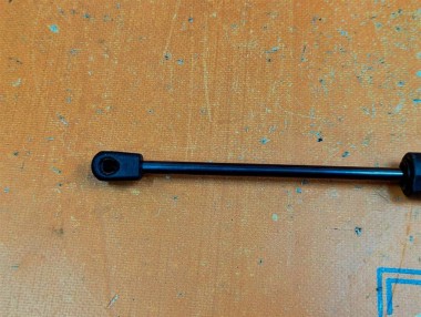 Амортизатор капота MERCEDES-BENZ R-класс W251 (2005 - 2007) — Разборка Мерседес