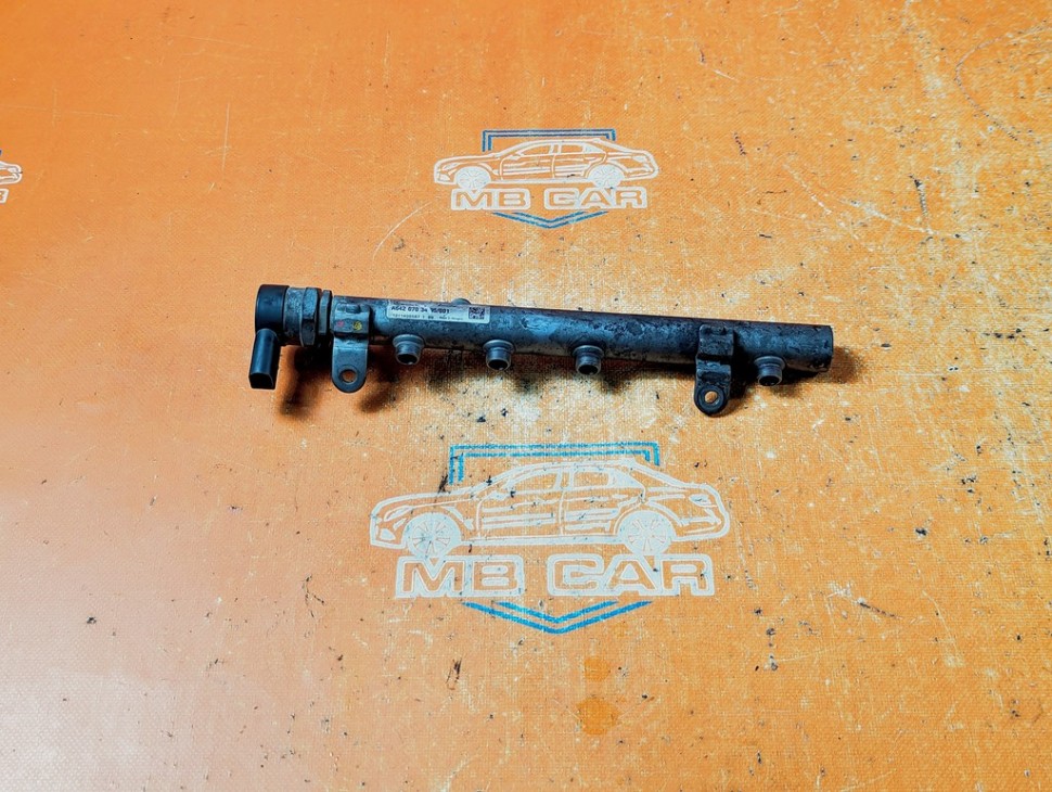 Рампа топливная MERCEDES-BENZ GL-класс X166 (2012 - 2016) фото 1 &mdash; Разборка Мерседес