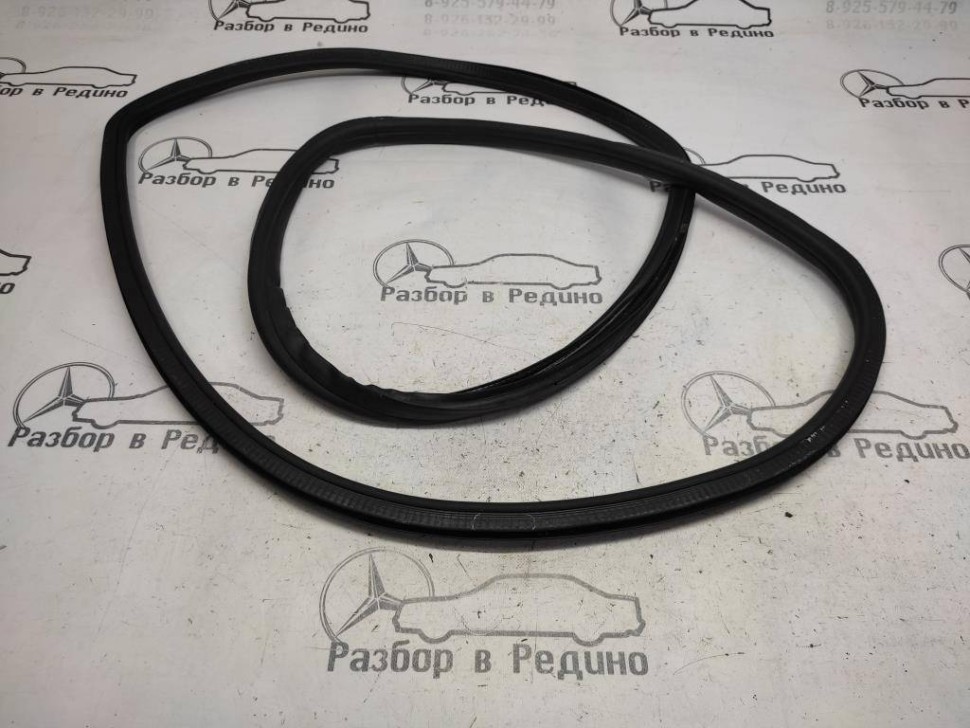 Уплотнитель дверного проема ( на кузове ) MERCEDES-BENZ V-класс W639 (2003 - 2014) фото 1 — Разборка Мерседес