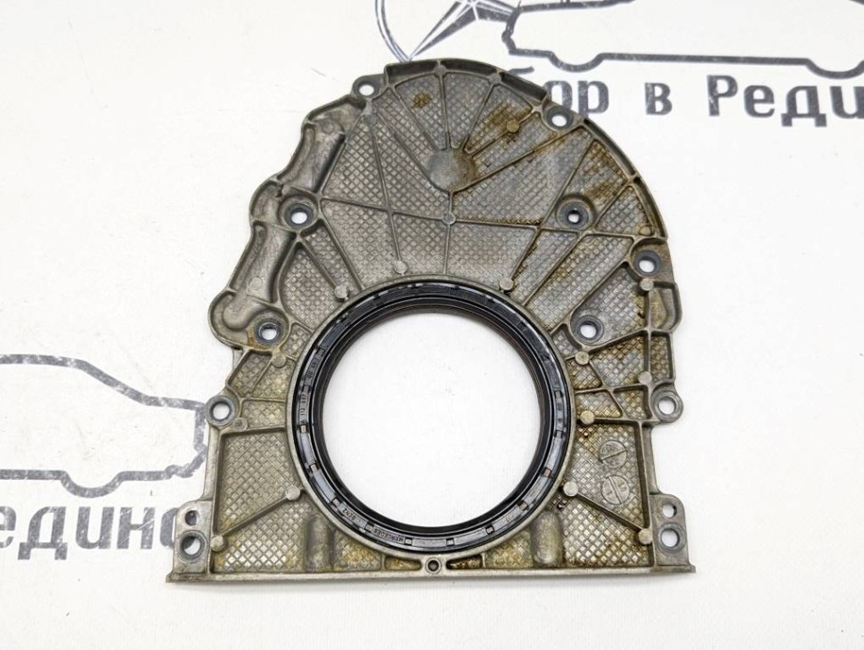 Крышка заднего сальника коленвала MERCEDES-BENZ M-класс AMG W163 рестайлинг (2001 - 2005) фото 1 — Разборка Мерседес