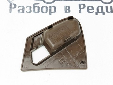 Накладка ручки двери MERCEDES-BENZ M-класс W163 (1997 - 2001) — Разборка Мерседес