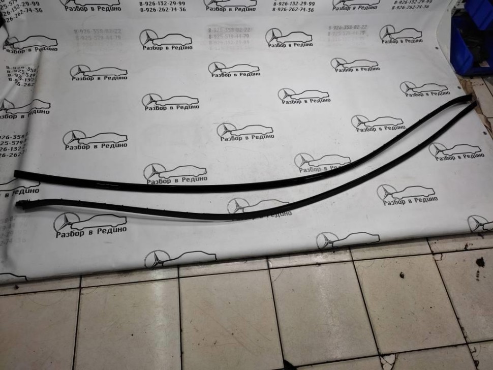 Молдинг крыши MERCEDES-BENZ C-класс W205/S205/C205/A205 (2014 - 2018) фото 1 — Разборка Мерседес