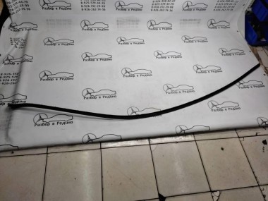 Молдинг крыши MERCEDES-BENZ C-класс W205/S205/C205/A205 (2014 - 2018) — Разборка Мерседес