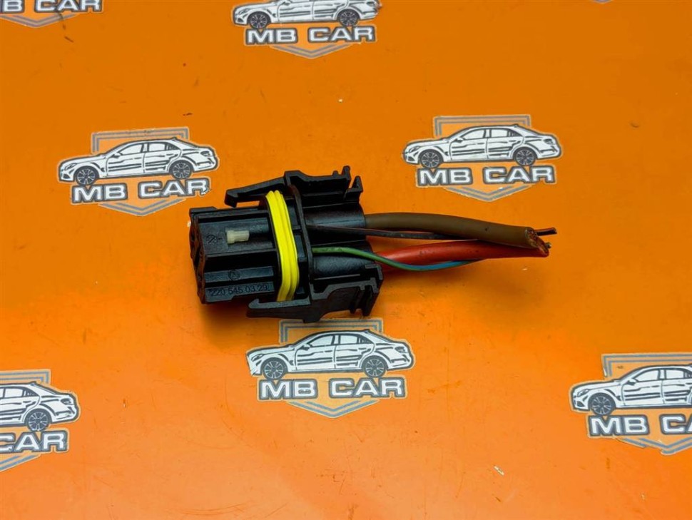 Разъем MERCEDES-BENZ C-класс W203/S203/CL203 (2000 - 2004) фото 1 — Разборка Мерседес