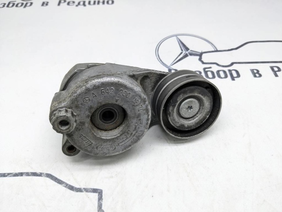 Натяжитель ремня MERCEDES-BENZ E-класс W211/S211 рестайлинг (2006 - 2009) фото 1 — Разборка Мерседес