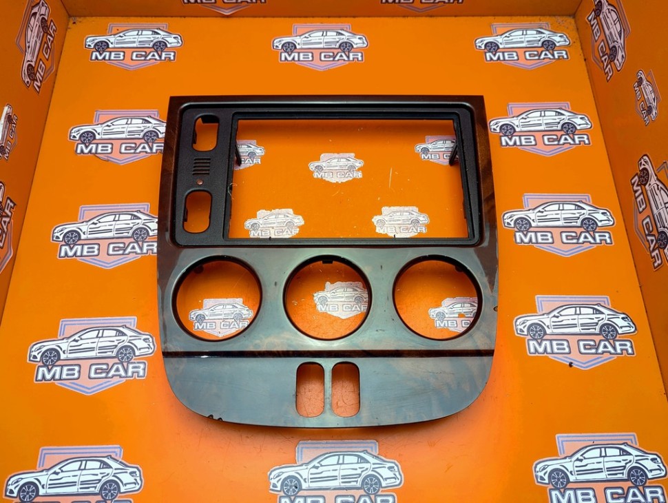 Накладка блока климата MERCEDES-BENZ M-класс W163 рестайлинг (2001 - 2005) фото 1 — Разборка Мерседес