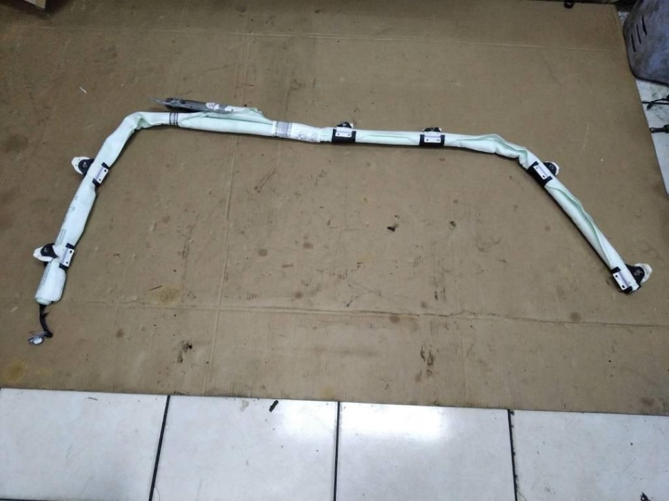 Шторка безопасности правая MERCEDES-BENZ CLA-класс C117/X117 (2013 - 2016) фото 1 — Разборка Мерседес