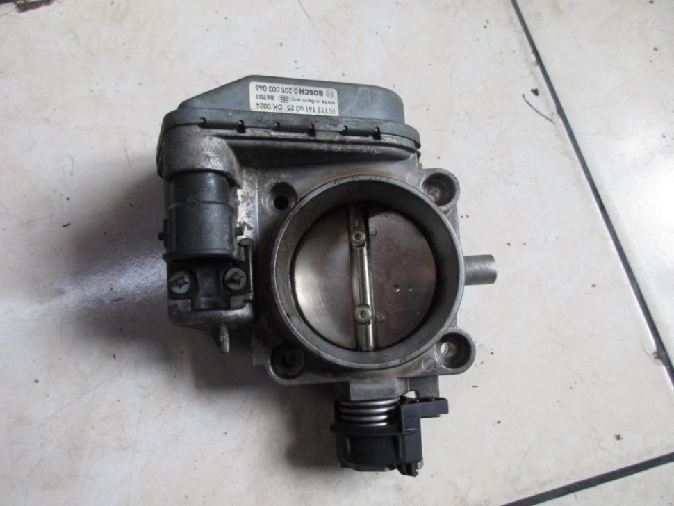 Дроссельная заслонка MERCEDES-BENZ E-класс W210/S210 (1995 - 1999) фото 1 — Разборка Мерседес