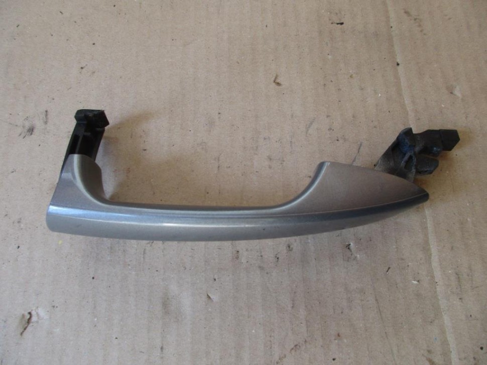 Ручка двери наружняя MERCEDES-BENZ C-класс W204/S204 (2006 - 2011) фото 1 &mdash; Разборка Мерседес