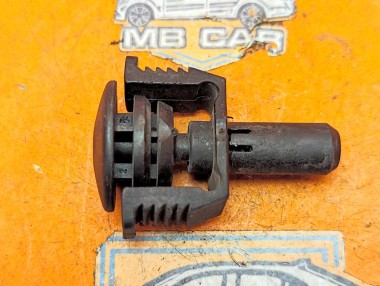 Клипса радиатора MERCEDES-BENZ CLC-класс CL203 (2008 - 2011) &mdash; Разборка Мерседес