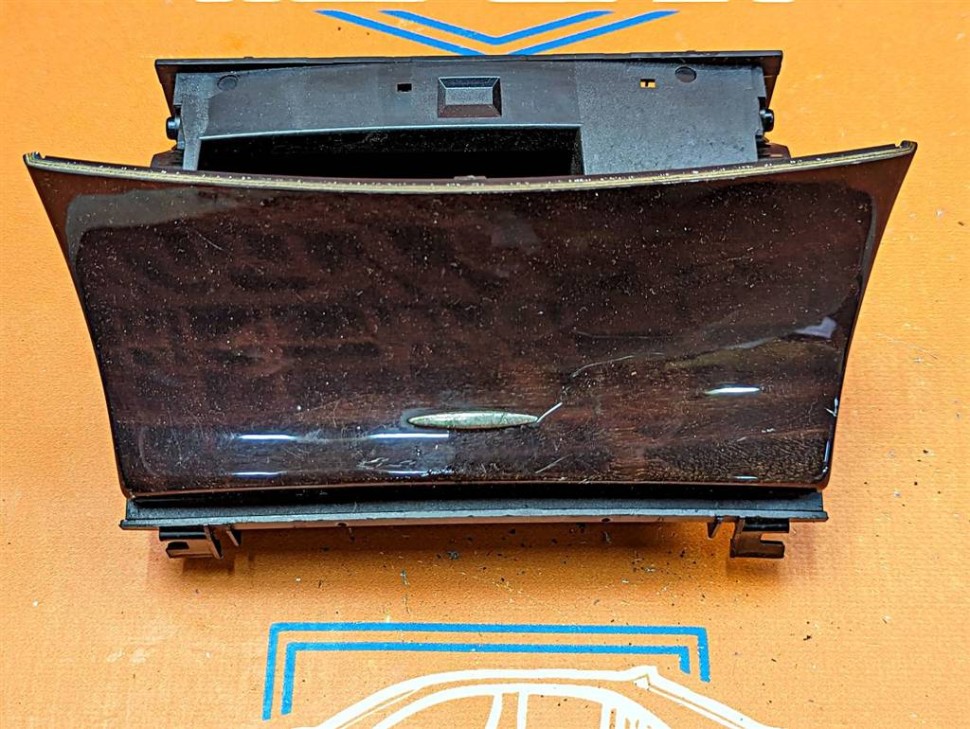 Пепельница MERCEDES-BENZ E-класс W211/S211 (2002 - 2006) фото 1 — Разборка Мерседес