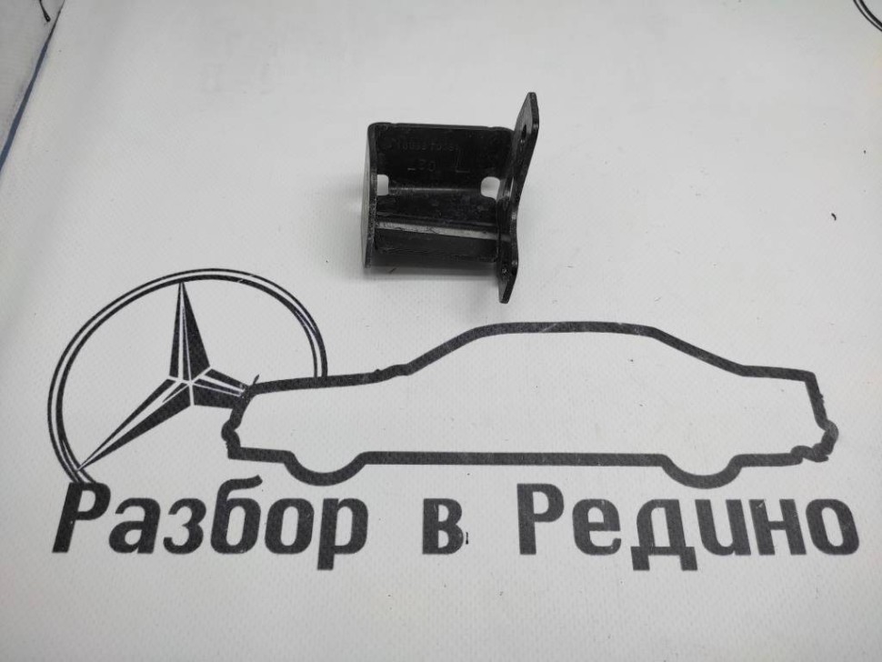 Кронштейн MERCEDES-BENZ GLS-класс X166 (2015 - 2019) фото 1 — Разборка Мерседес